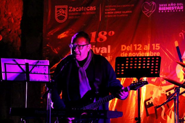 Saúl Hurtado, de las Viudas del Blues 583874981 1261582295995186 7290119390424507565 n copy