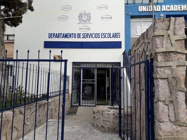 Copn información del Departamento de Servicios Estudiantiles Departamento SE