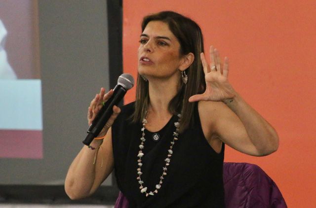 Explicó cómo hay que conocer los contextos para no entorpecer el mensaje Laura Garcia Arroyo