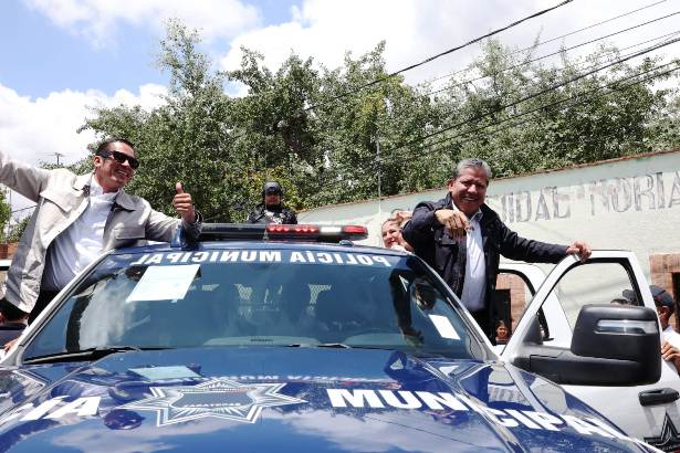 La entrega estuvo encabezada por el mandatario David Monreal WhatsApp Image 2025 08 21 at 2.20.07 PM