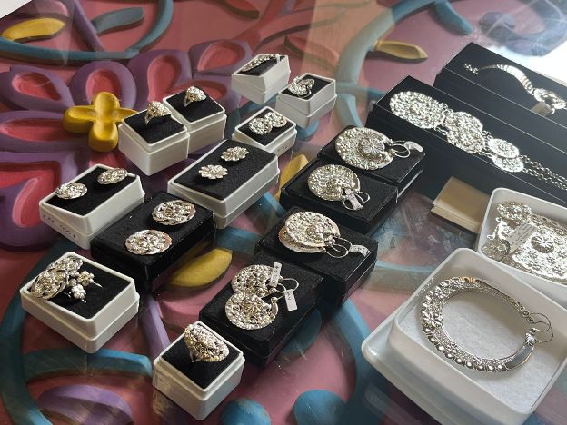 Creatividad WhatsApp Image 2025 10 01 at 4.07.43 PM