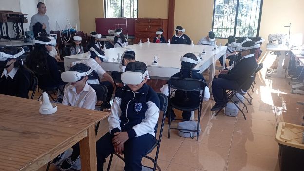 Uno de los ejercicios WhatsApp Image 2025 10 15 at 1.24.56 PM