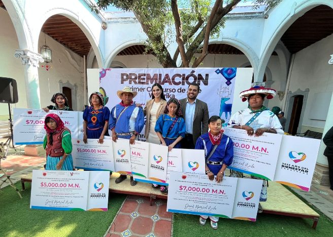 Galardonados WhatsApp Image 2025 11 03 at 2.19.14 PM