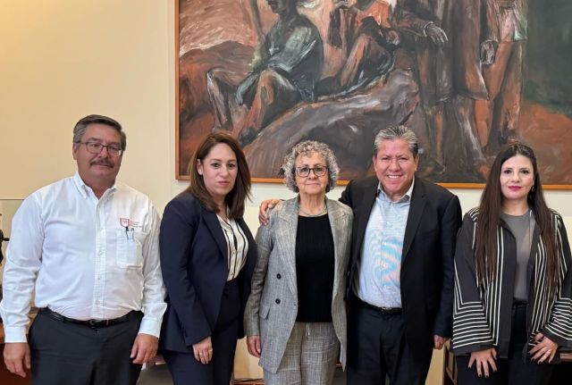 En la capital del país, el gobernador e integrantes de su gabinete se reunieron con la subsecretaria de Egresos, Bertha Gómez ciudad de mex