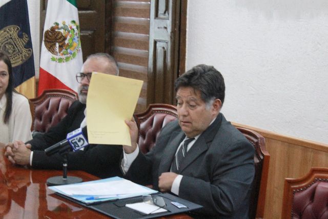 Notario Jesús Fabián Torres Chávez el notario