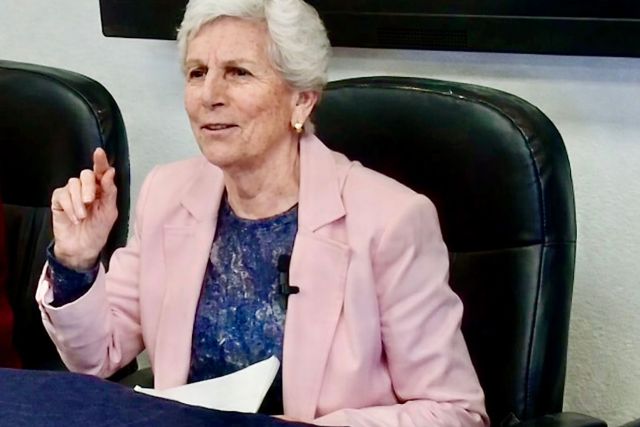 La homenajeada docente investigadora jubilada, Felipa de Jesús Márquez Pérez la maestra Felipa