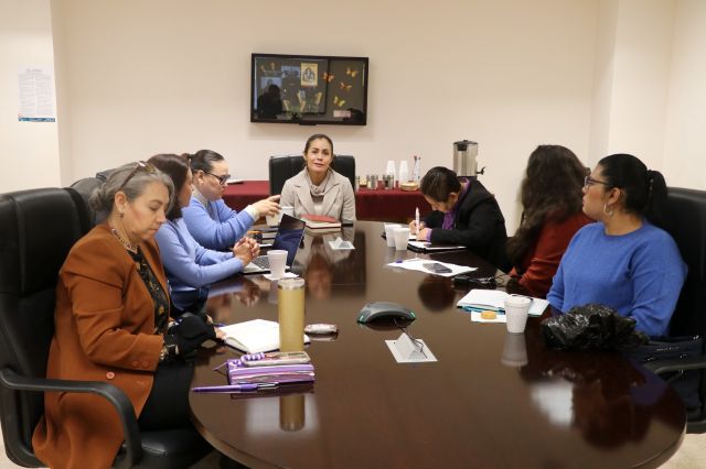 Reunión en la CDHEZ la reunion