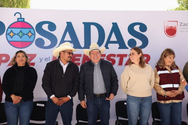 En la imagen, el gobernador, el alcalde y la senadora Verónica Díaz las posadas copy copy
