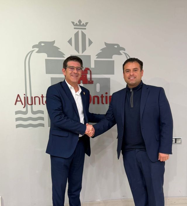 Los alcaldes Jorge Rodríguez y Miguel Varela los alcaldes