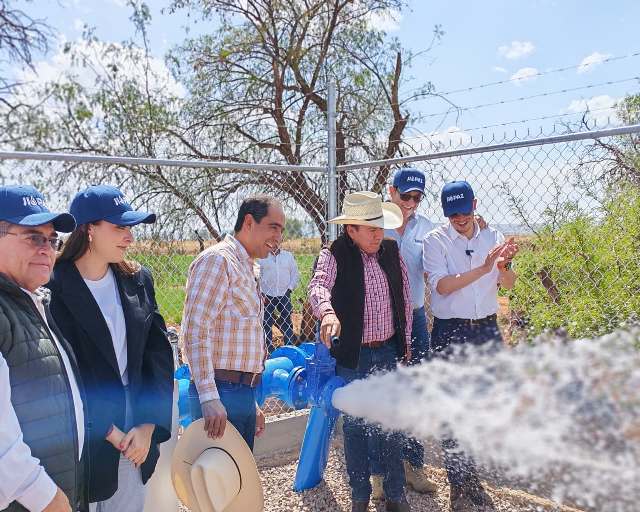 Apertura de uno de los pozos pozo pancheros copy