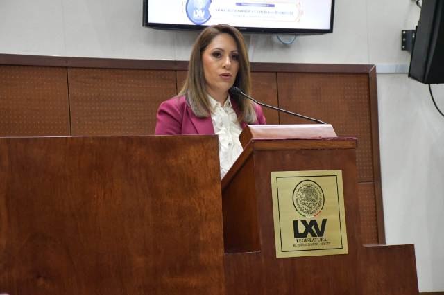 La titular de la Secretaría de Finanzas ruth