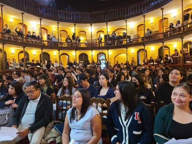 En el teatro Hinojosa de Jerez teatrohinojoza