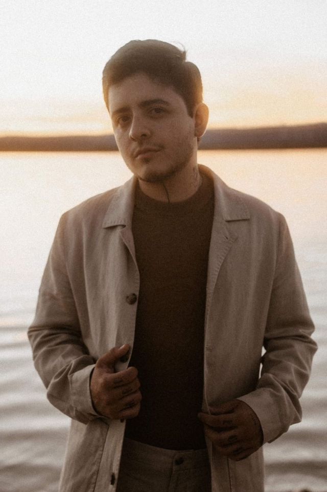 Se compartió la fotografía del ganador un joven