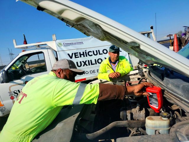 Foto cortesía SICT vehiculo auxilio vial