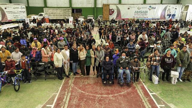 Se ayuda a sectores vulnerables WhatsApp Image 2025 01 24 at 2.27.25 PM 1