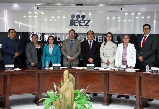 Sesión de apertura WhatsApp Image 2025 01 27 at 5.09.03 PM 2