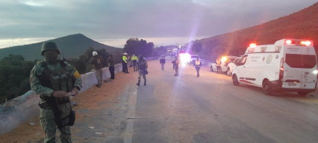El terrible accidente en la carretera Zacatecas-Aguascalientes, kilómetro 73 corporaciones acc