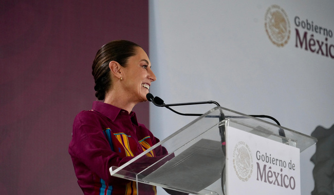 La presidenta Sheinbaum, durante la Mañanera del Pueblo / Foto: Presidencia de la República post 2025 01 05 Entrega de tarjetas Pensiones Bienestar Xochitepec Morelos 27