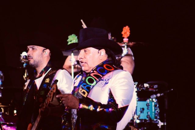 Jaló un gentío la agrupación regiomontana Bronco Bronco Feria