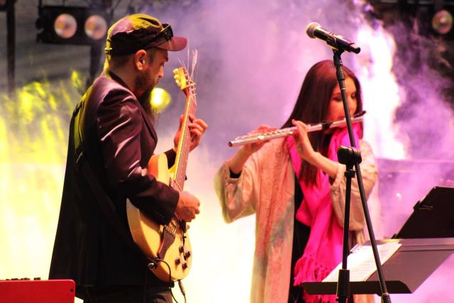 La presentación atrajo centenares de oyentes jazz 1