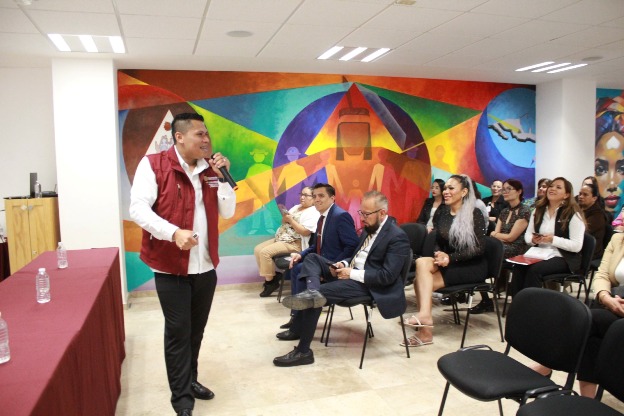 Uno de los instructores CDHEZ 59 2