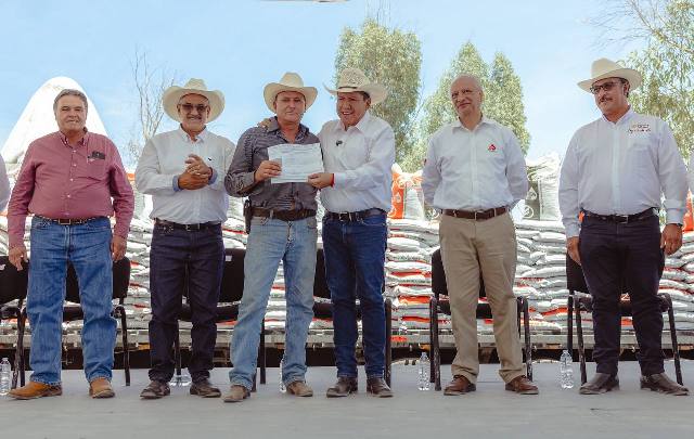 Refrendan el compromiso de Zacatecas con la soberanía alimentaria WhatsApp Image 2025 05 19 at 2.45.26 PM 1