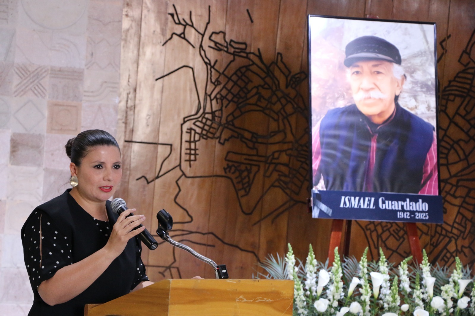 La secretaria de Educación, durante su mensaje WhatsApp Image 2025 05 20 at 3.52.52 PM copy