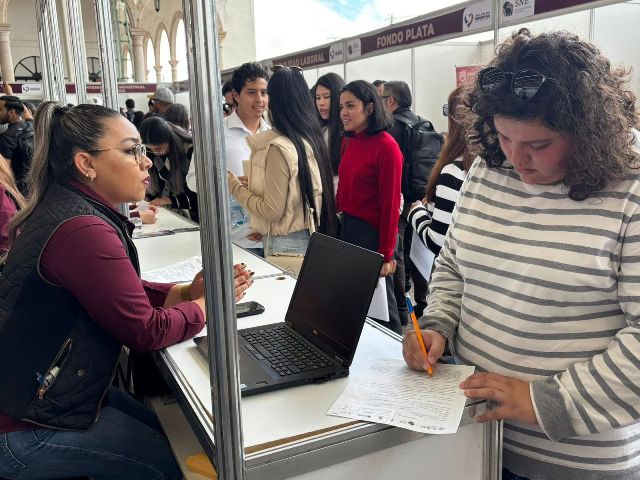 Solicitantes WhatsApp Image 2025 07 17 at 12.38.38 PM