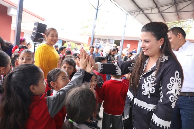 La secretaria de Educación encabezó el acto WhatsApp Image 2025 07 26 at 11.18.04 AM