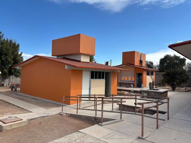 Las obras van desde aulas, bardas perimetrales, servicios sanitarios, entre otras aulas aulas
