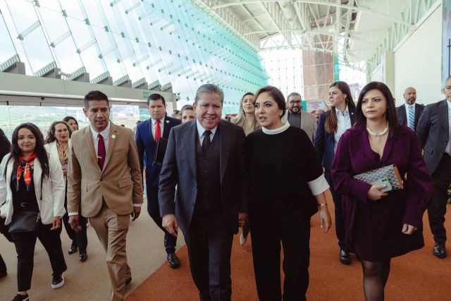 Reconocimientos a los resultados de su gestión caminando sara