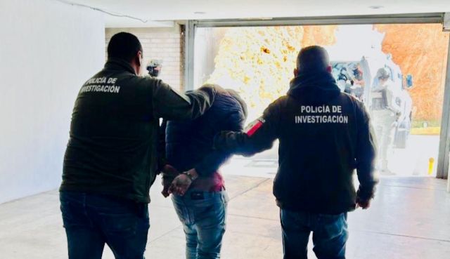Foto de las detenciones realizadas esta tarde contra los presuntos responsables fraudes turismtas
