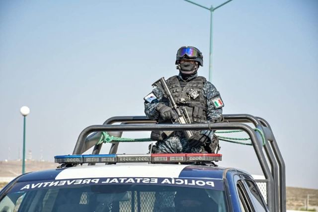 Operativo de la policía para dar con el paradero del joven policias localizan