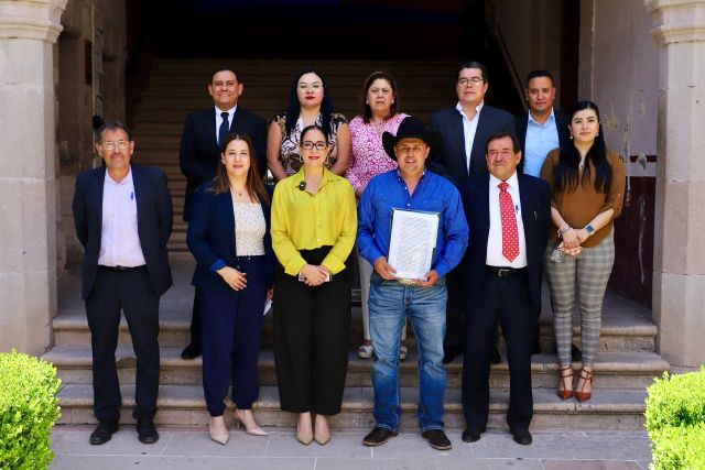 Se firmó la escritura correspondiente en Jerez sad p mjeer3ez