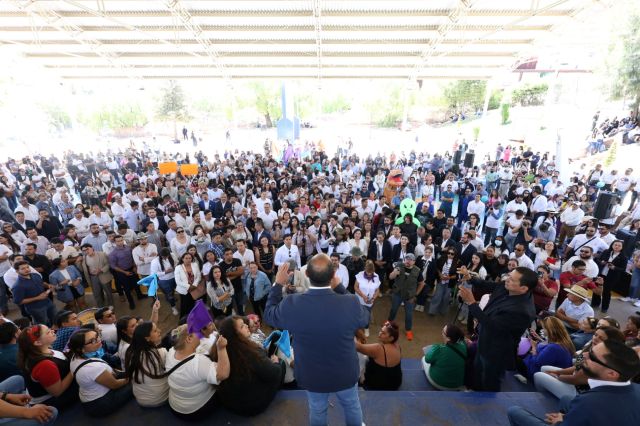 Cierre de campaña masivo de Ángel Román en la Prepa II de la UAZ tres angel roman
