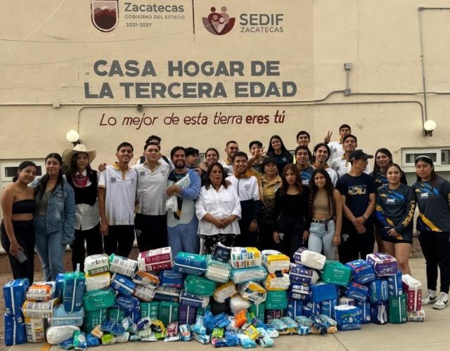 Donativo en pañales universitarios panales 22